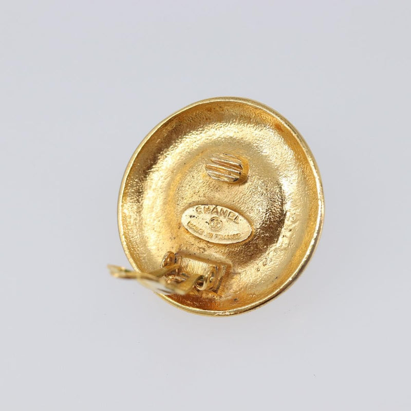 Chanel Vintage Cc Round Clip-On Metal With Gripoix Gold Bijoux