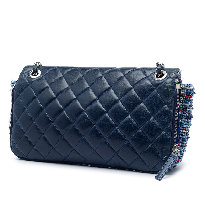 CC Wrinkled Lambskin and Tweed Shoulder Bag - Image 2