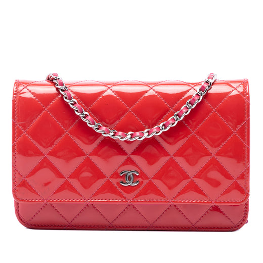 Bicolor Classic Patent Wallet On Chain - Image 1