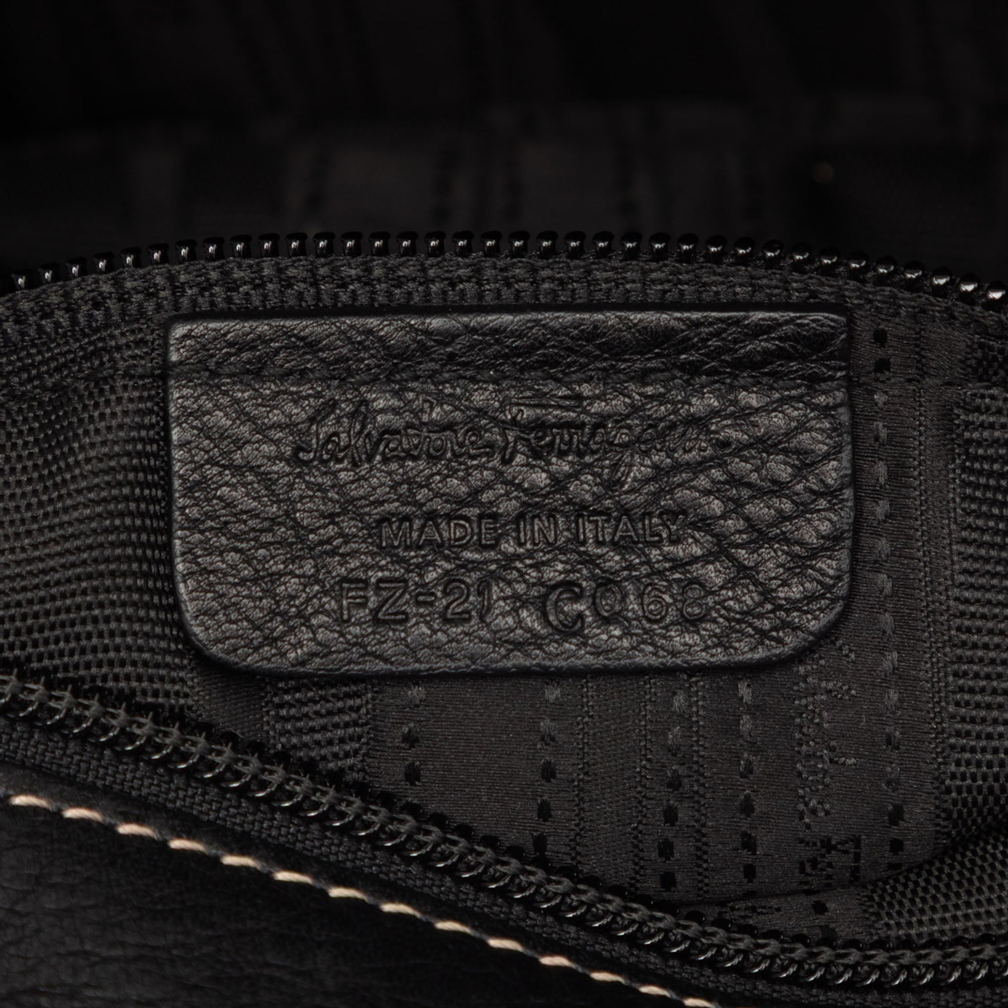 Leather Double Gancini Shoulder Bag - Image 6