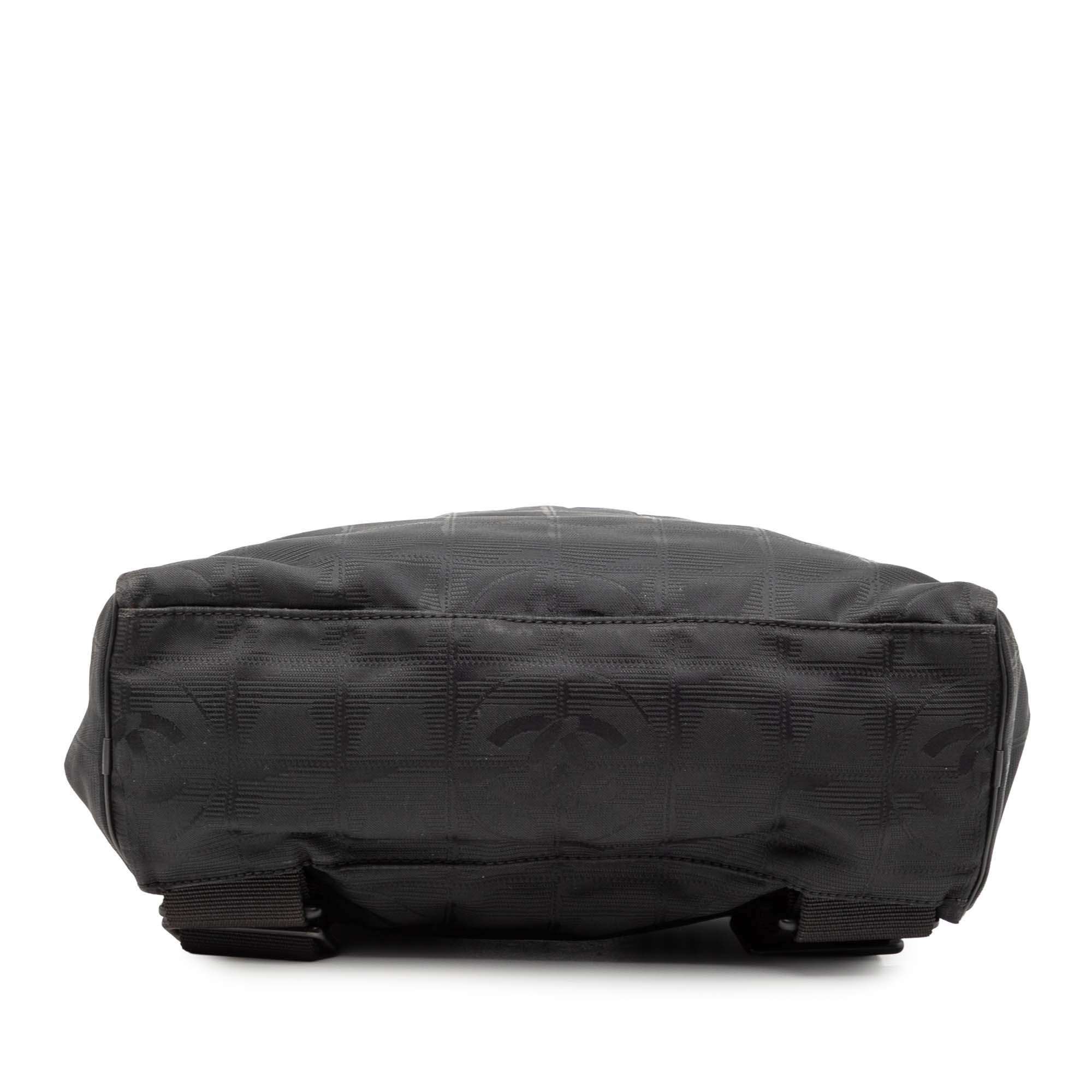 New Travel Line Nylon Convertible Backpack - Image 3