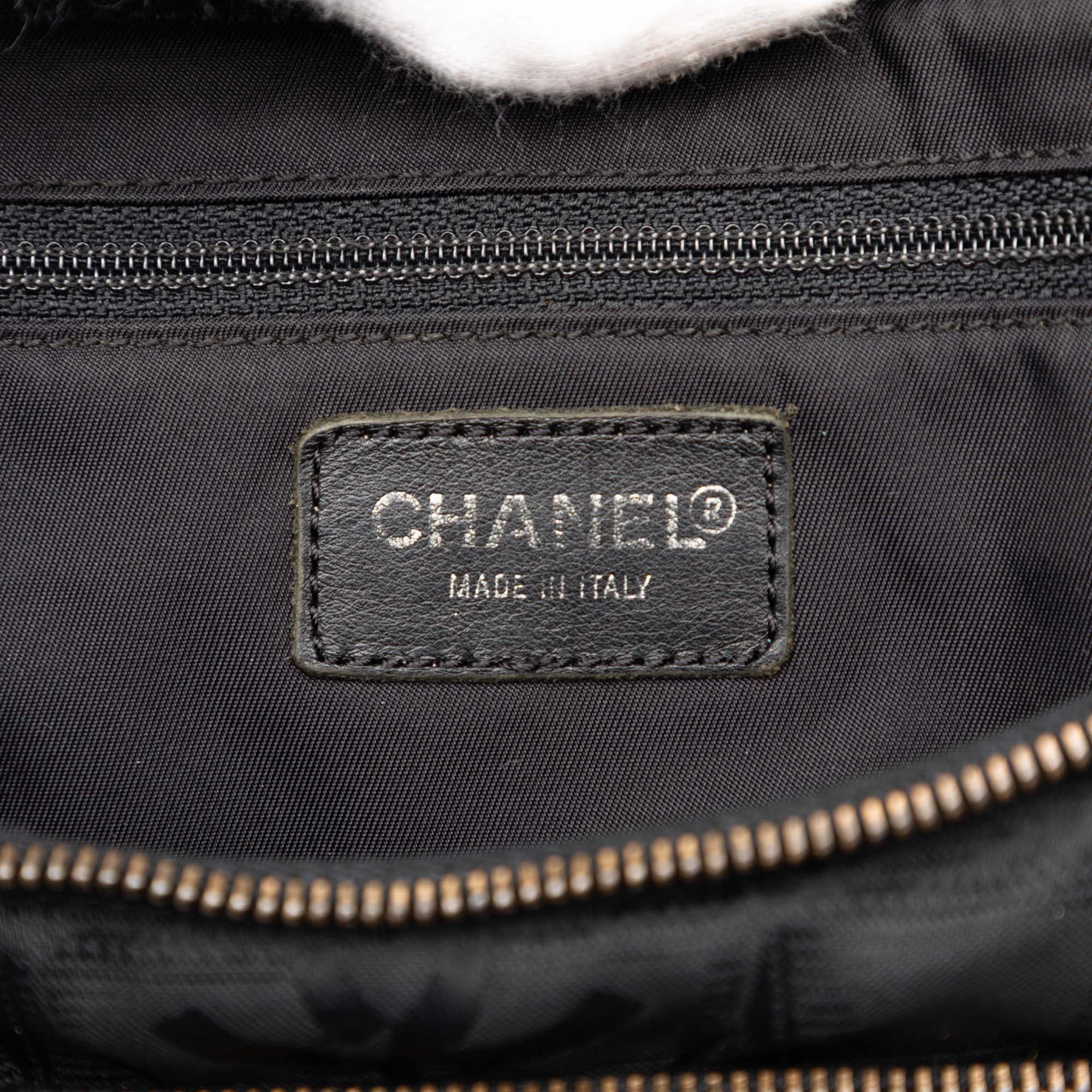 New Travel Line Nylon Convertible Backpack - Image 5