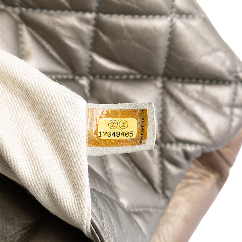 Small Bicolor Quilted Aged Calfskin Lady Pearly Flap - Image 6