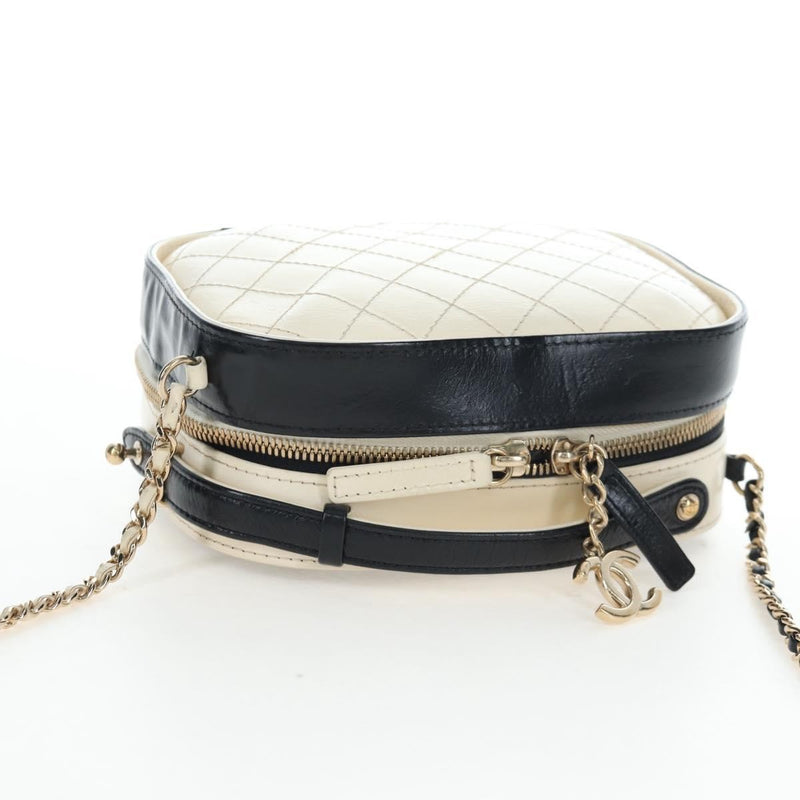 Chanel Vanity Case Quilted Crumpled Calfskin White Leather Bag