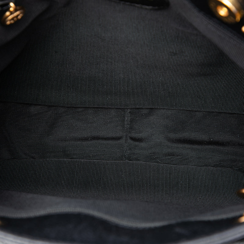 CC Caviar Front Pocket Shoulder Bag - Image 4