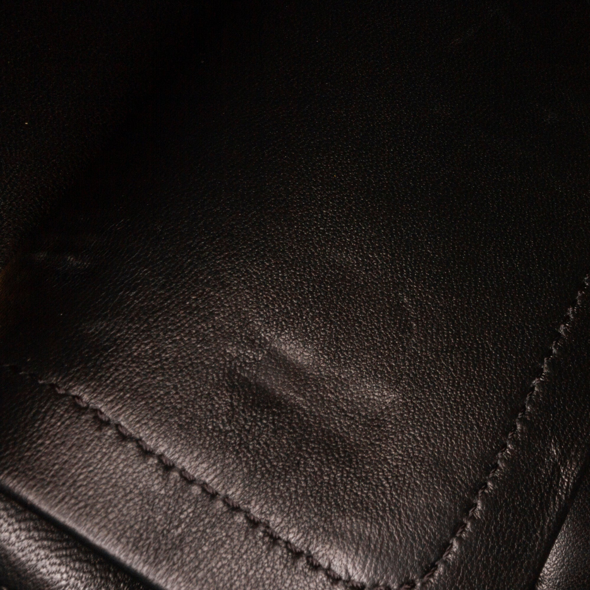 Medium Croc Embossed Lambskin 2.55 Reissue Double Flap Bag - Image 10