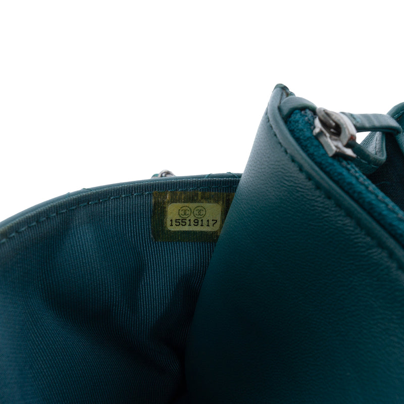 CC Quilted Lambskin Wallet On Chain - Image 6