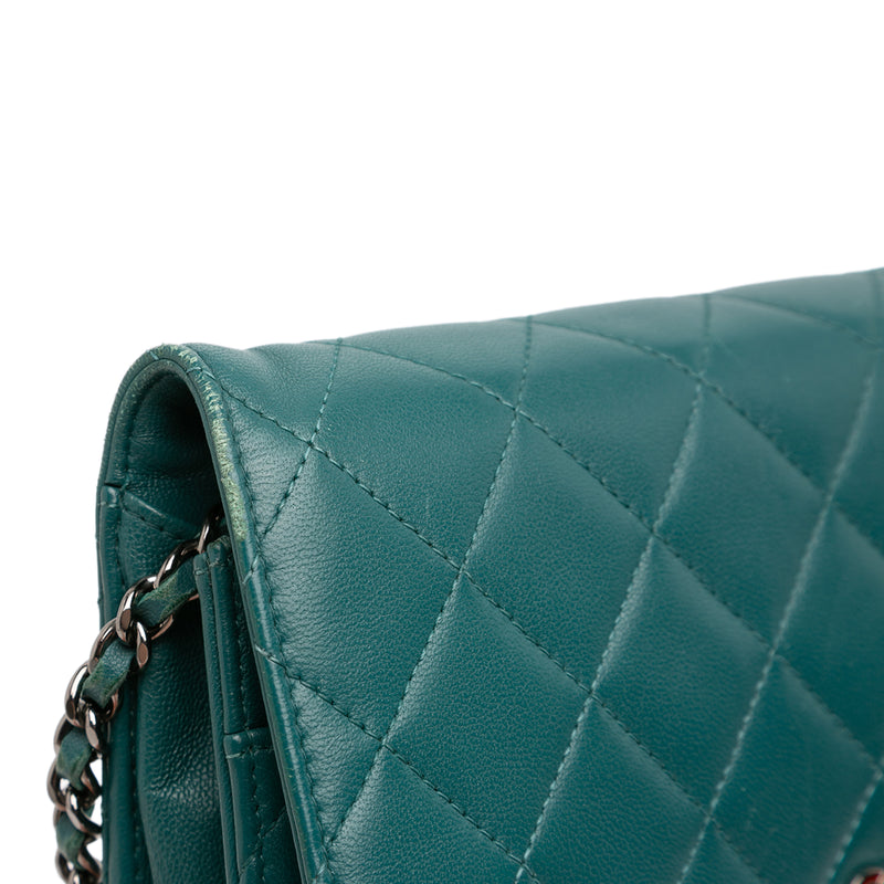 CC Quilted Lambskin Wallet On Chain - Image 9