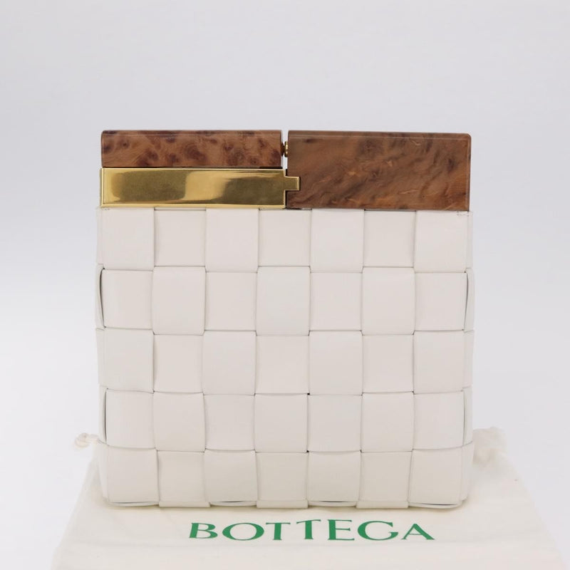 Bottega Veneta The Snap Clutch Maxi Intrecciato Leather With Wood And Metal White
