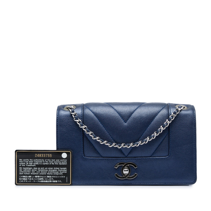 Medium Chevron Metallic Sheepskin Vintage Mademoiselle Flap - Image 7