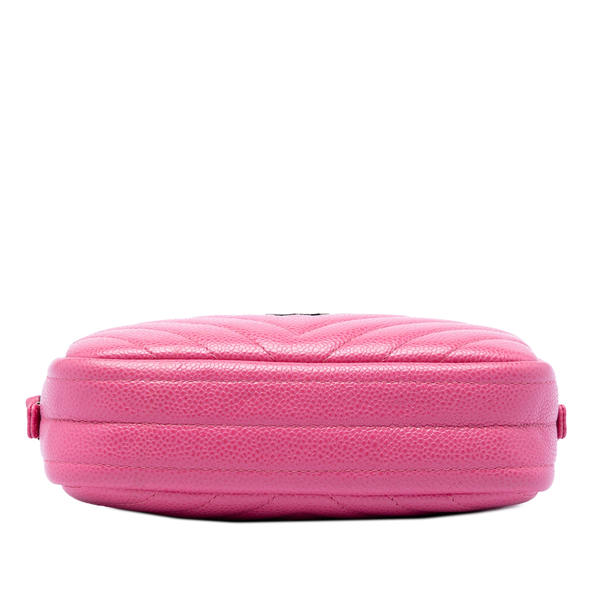 CC Chevron Caviar Camera Bag - Image 3