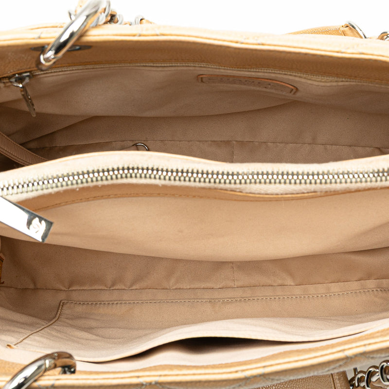 Caviar Grand Shopping Tote - Image 4