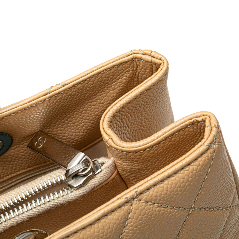 Caviar Grand Shopping Tote - Image 9