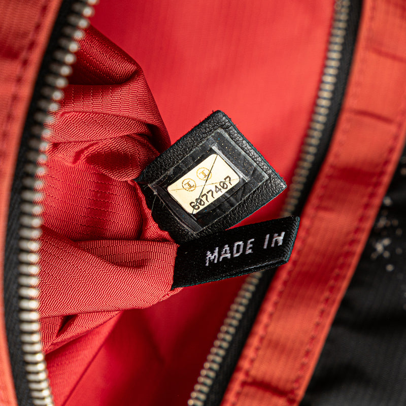 Old Travel Line Nylon Tote - Image 8