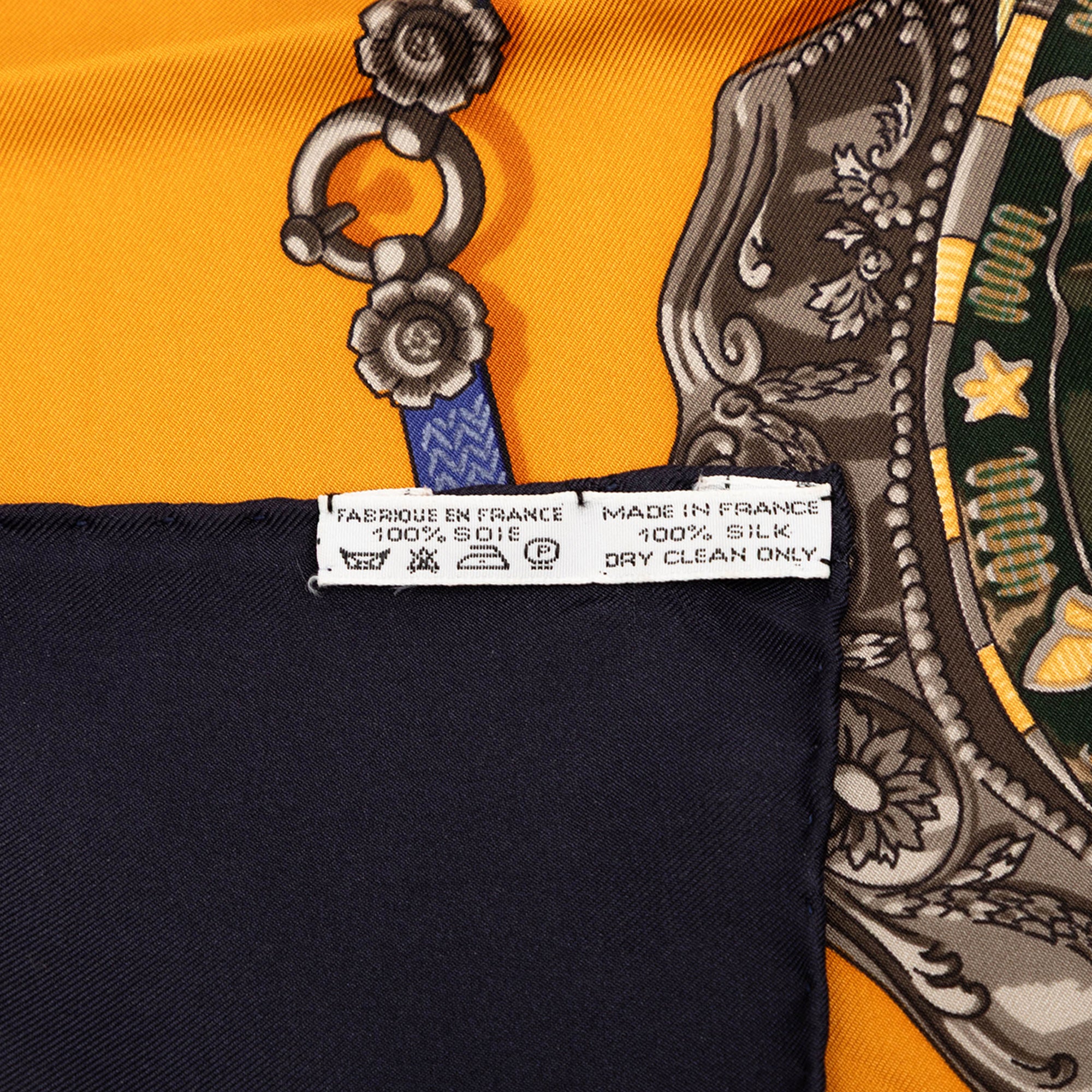 Memoire d Hermes Silk Scarf 90 - Image 2