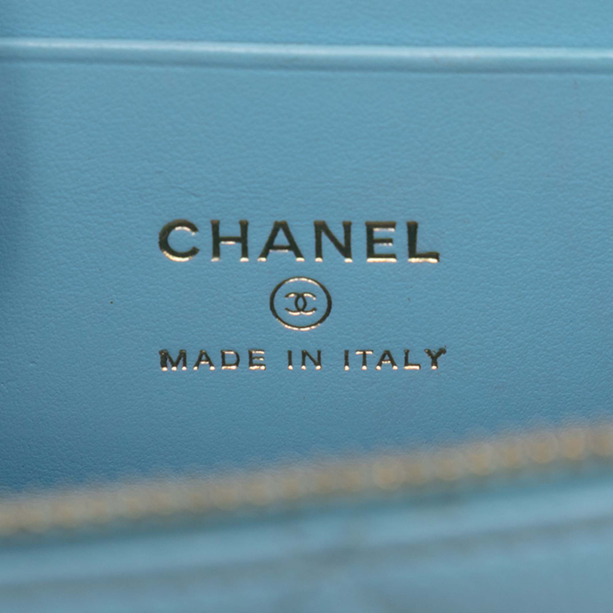 Caviar Pick Me Up Vanity Case - Image 6