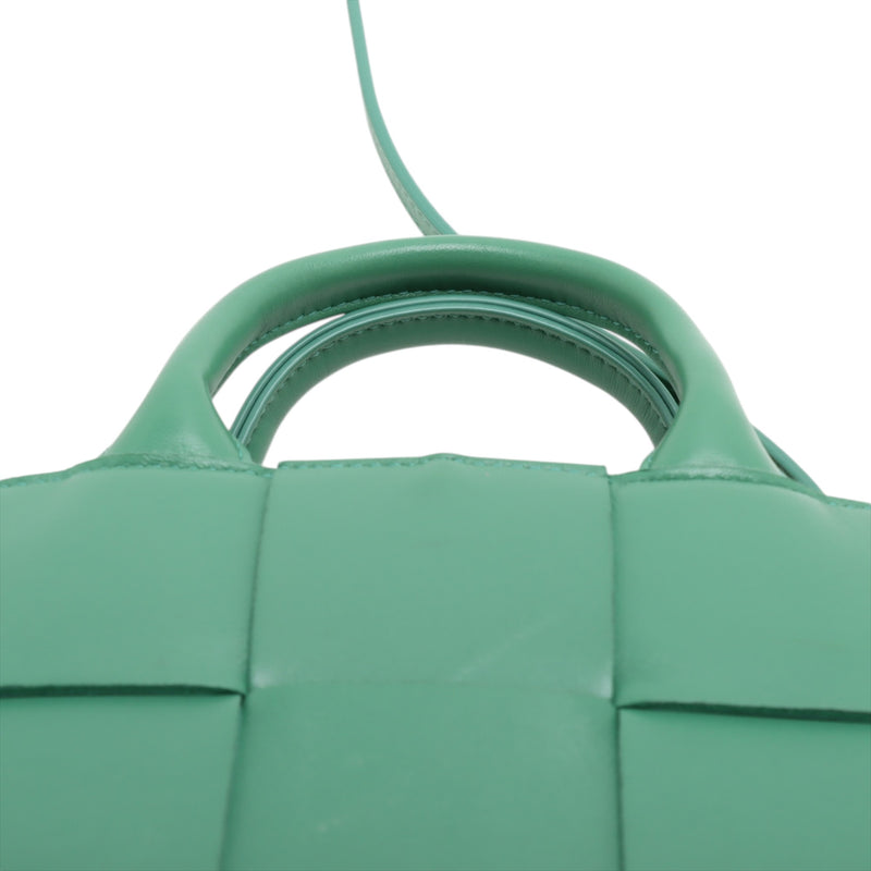 Candy Nappa Maxi Intrecciato Arco Tote - Image 8