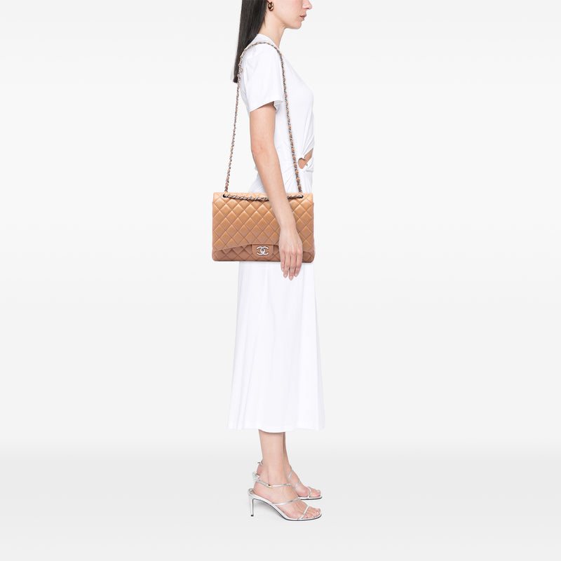 Maxi Classic Caviar Single Flap - Image 6