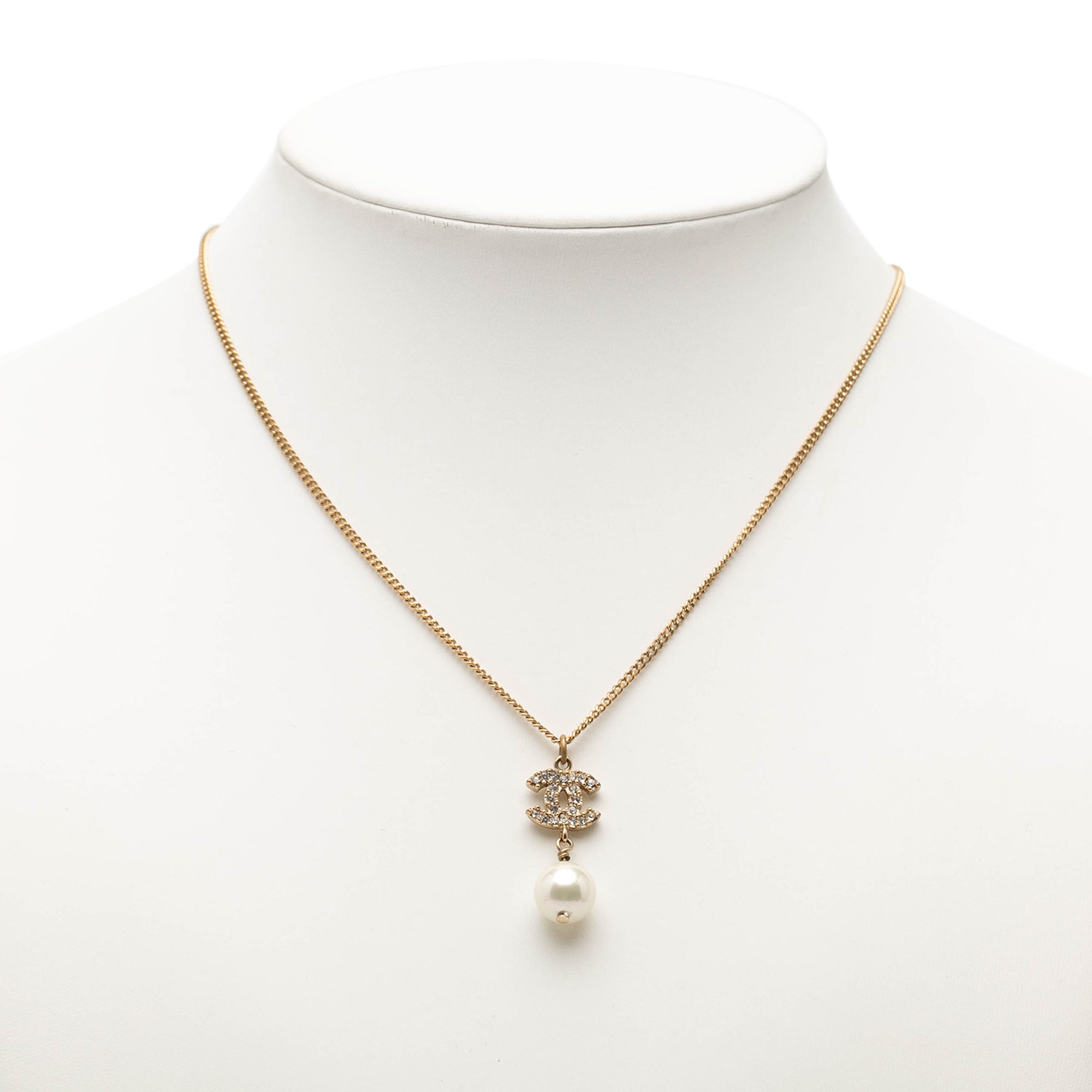 Gold Plated Strass CC Faux Pearl Drop Pendant Necklace - Image 7