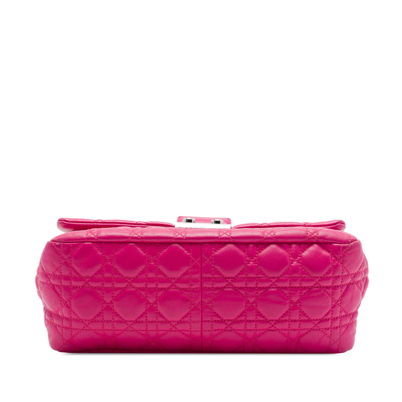 Lambskin Cannage New Lock Flap - Image 3