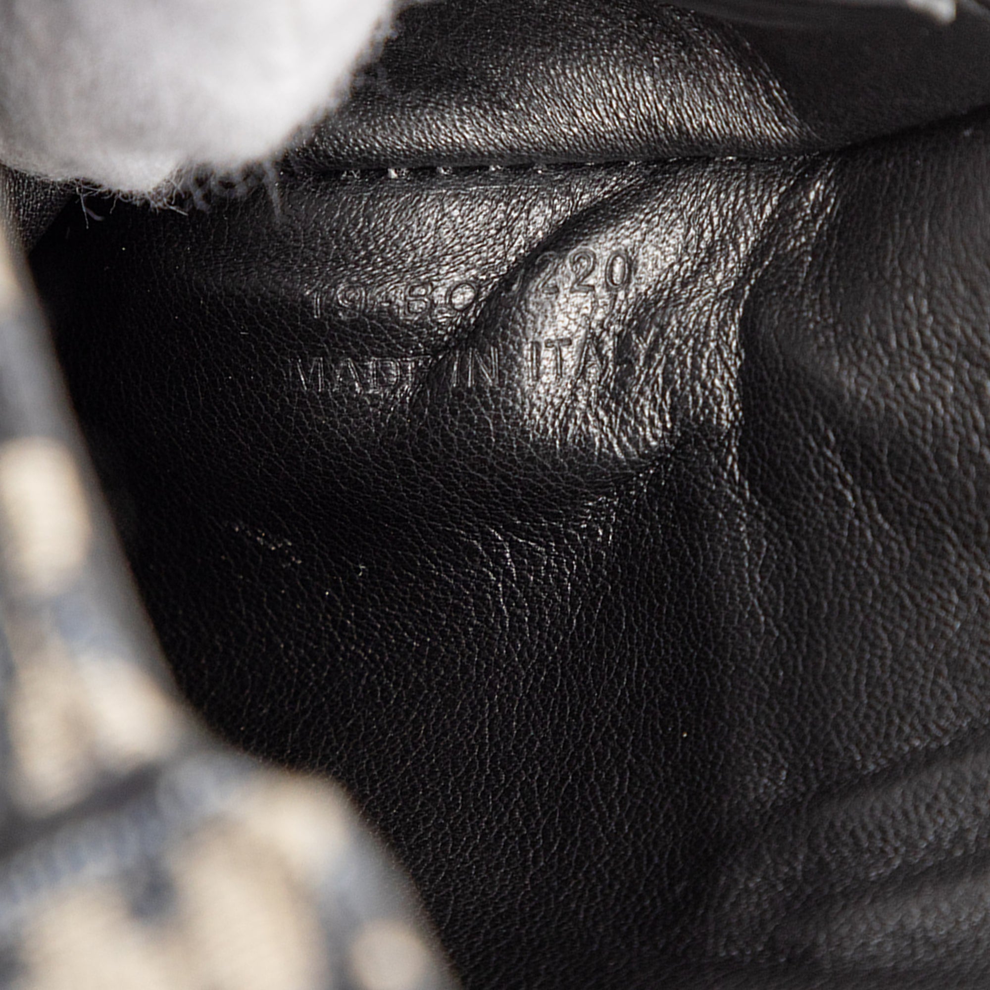 Oblique Canvas Saddle Belt Bag - Image 7