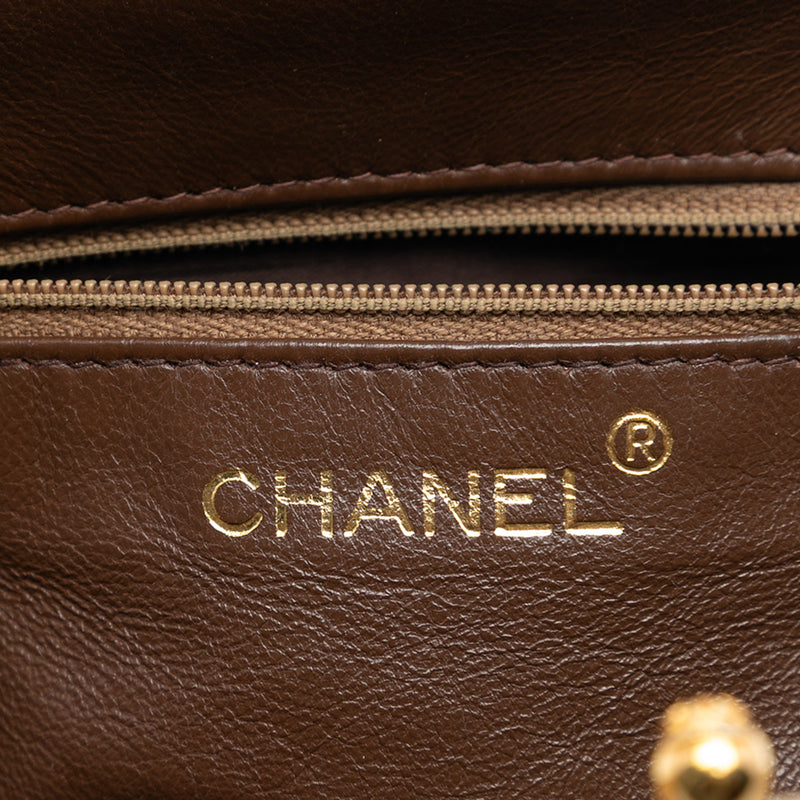 CC Quilted Suede Kiss Lock Handbag - Image 5
