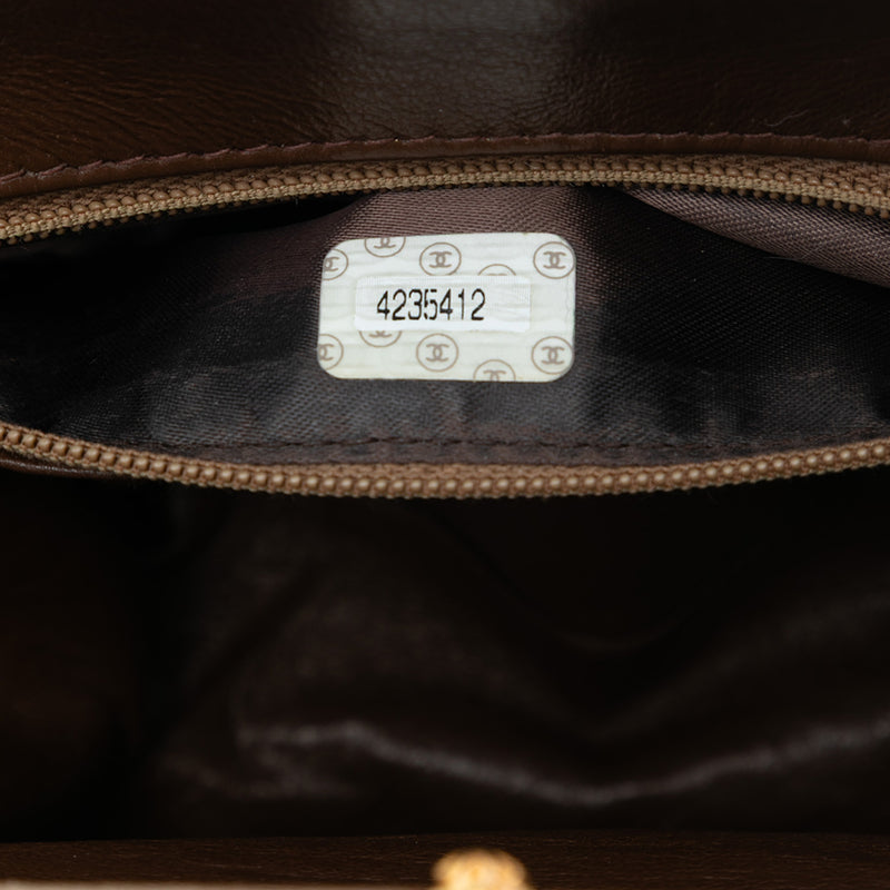 CC Quilted Suede Kiss Lock Handbag - Image 6
