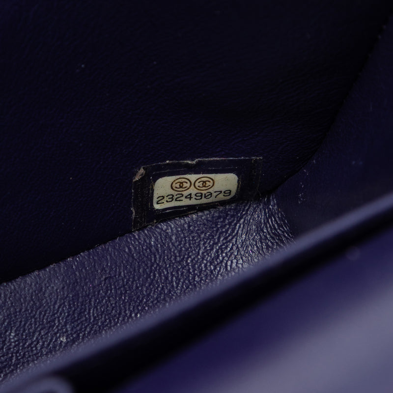 Medium Classic Lambskin Double Flap - Image 6