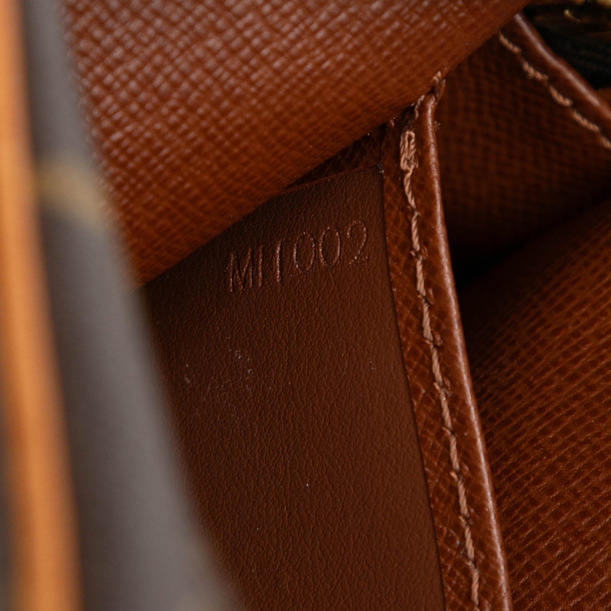 Monogram Pochette Cite - Image 6