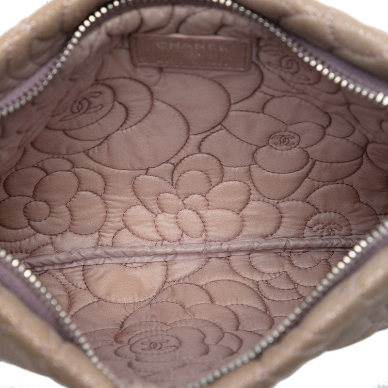 Embossed Metallic Lambskin Camellia Chain Pochette - Image 4