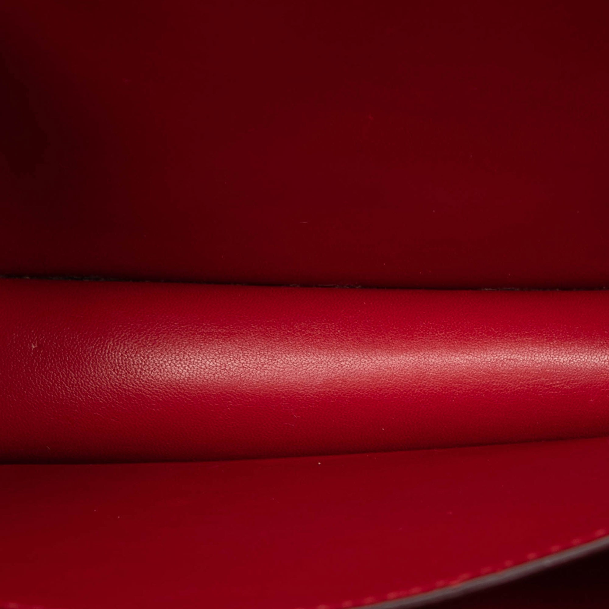 Medium Calfskin Classic Box - Image 4