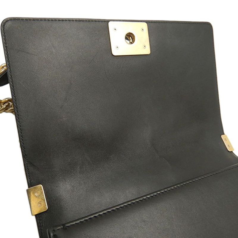 Old Medium Quilted Lambskin Boy Flap - Image 11