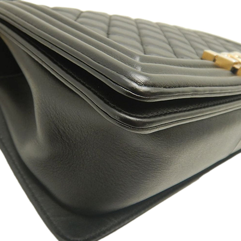 Old Medium Quilted Lambskin Boy Flap - Image 15