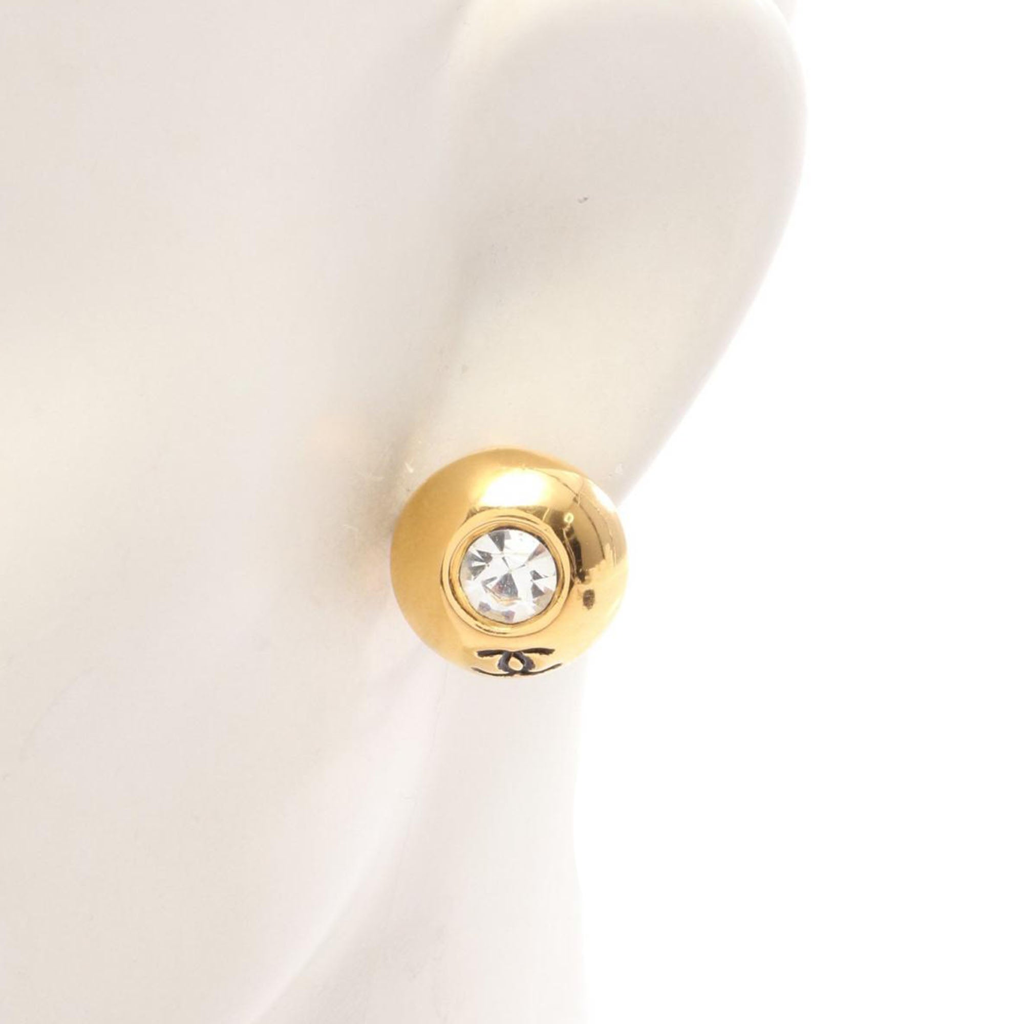 CC Gold Plated and Strass Round Clip On Earrings - Image 5