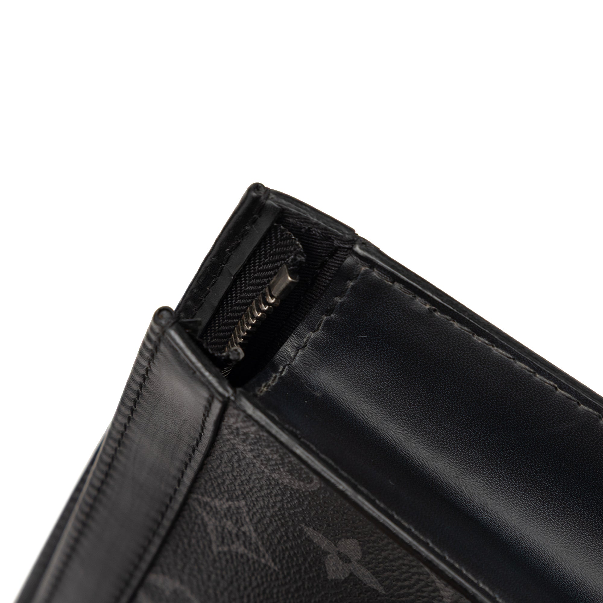 Monogram Eclipse Pochette Voyage MM - Image 6