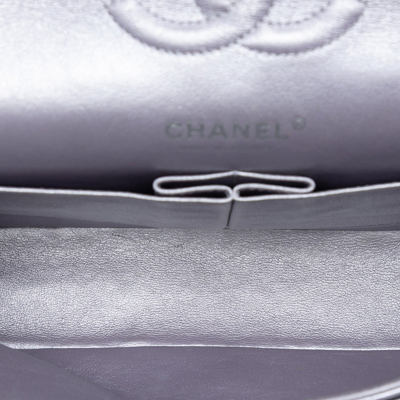 Medium Classic Metallic Lambskin Double Flap - Image 4