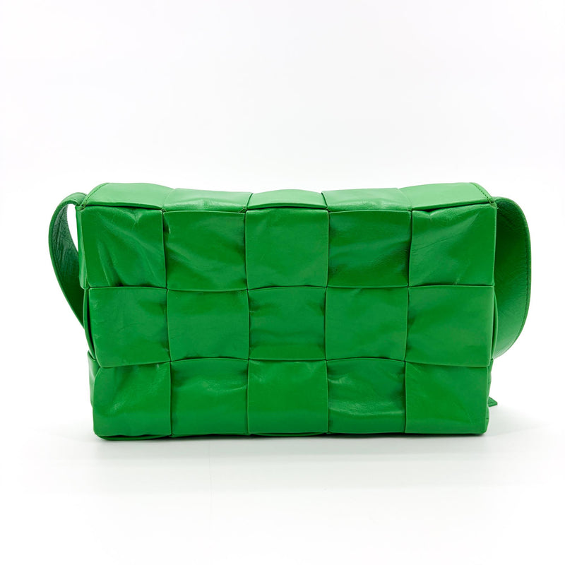 Bottega Veneta Cassette Maxi Intrecciato Leather Green Bag