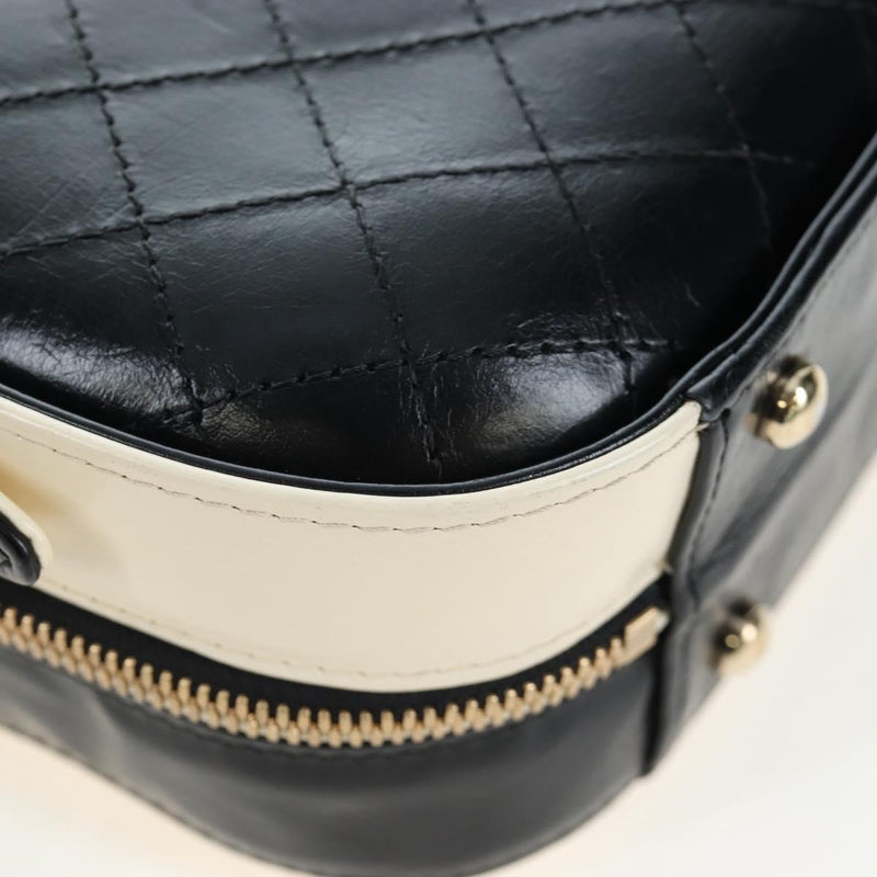 Chanel Vanity Case Quilted Crumpled Calfskin White Leather Bag