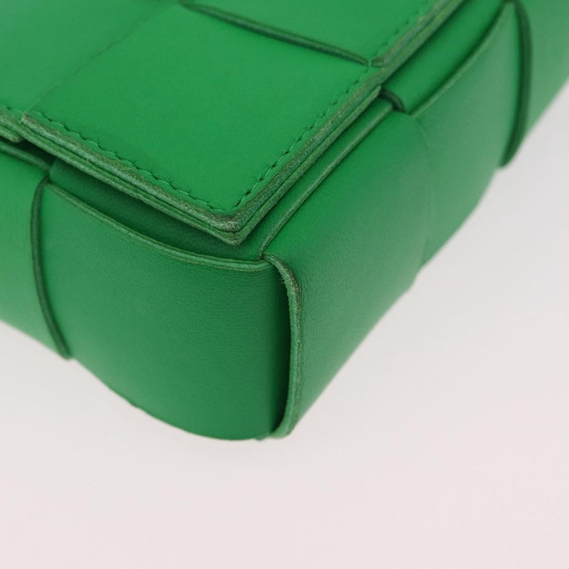 Bottega Veneta Cassette Maxi Intrecciato Leather Green Bag