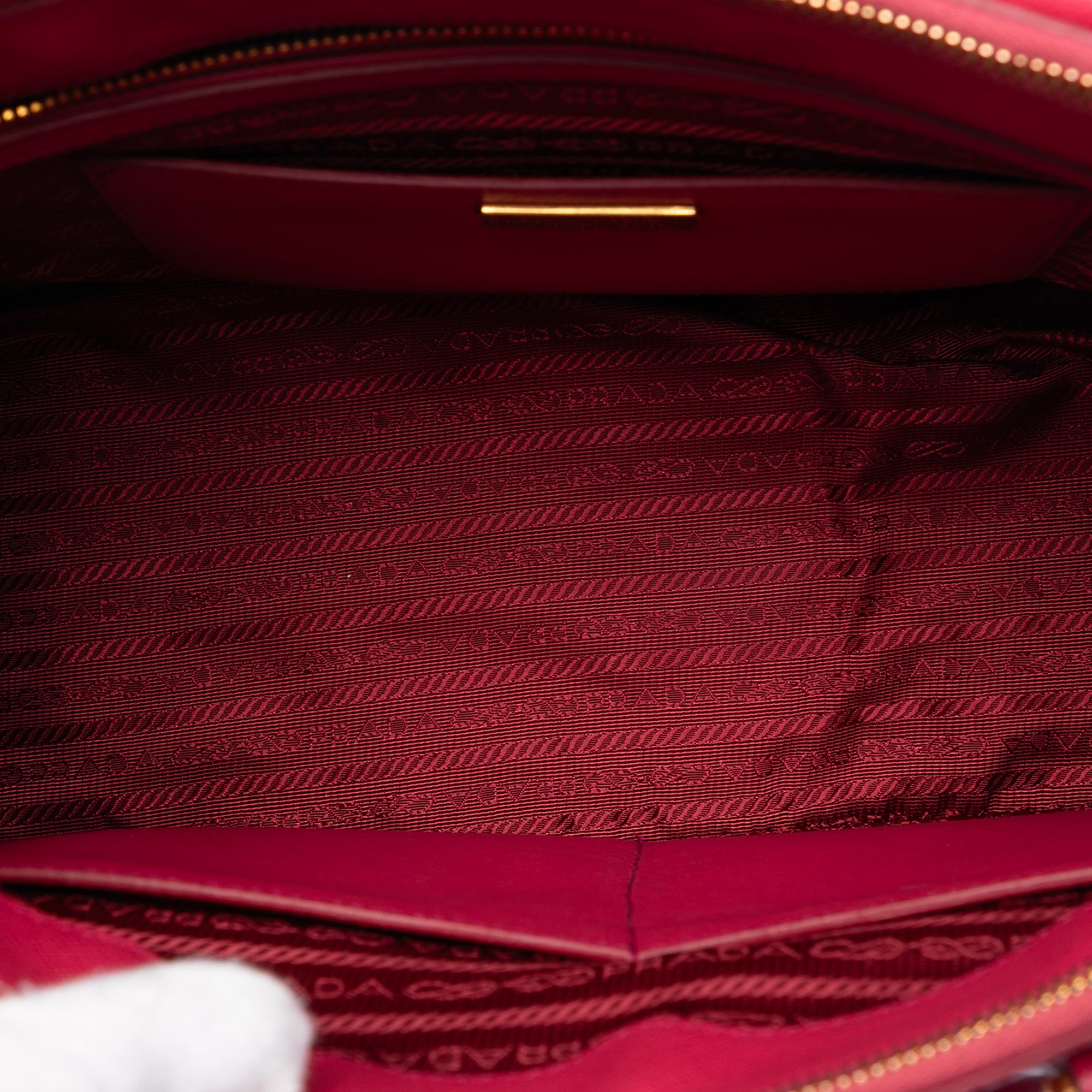 Medium Saffiano Lux Galleria Double Zip Tote - Image 4