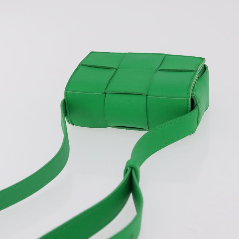 Bottega Veneta Cassette Maxi Intrecciato Leather Green Bag