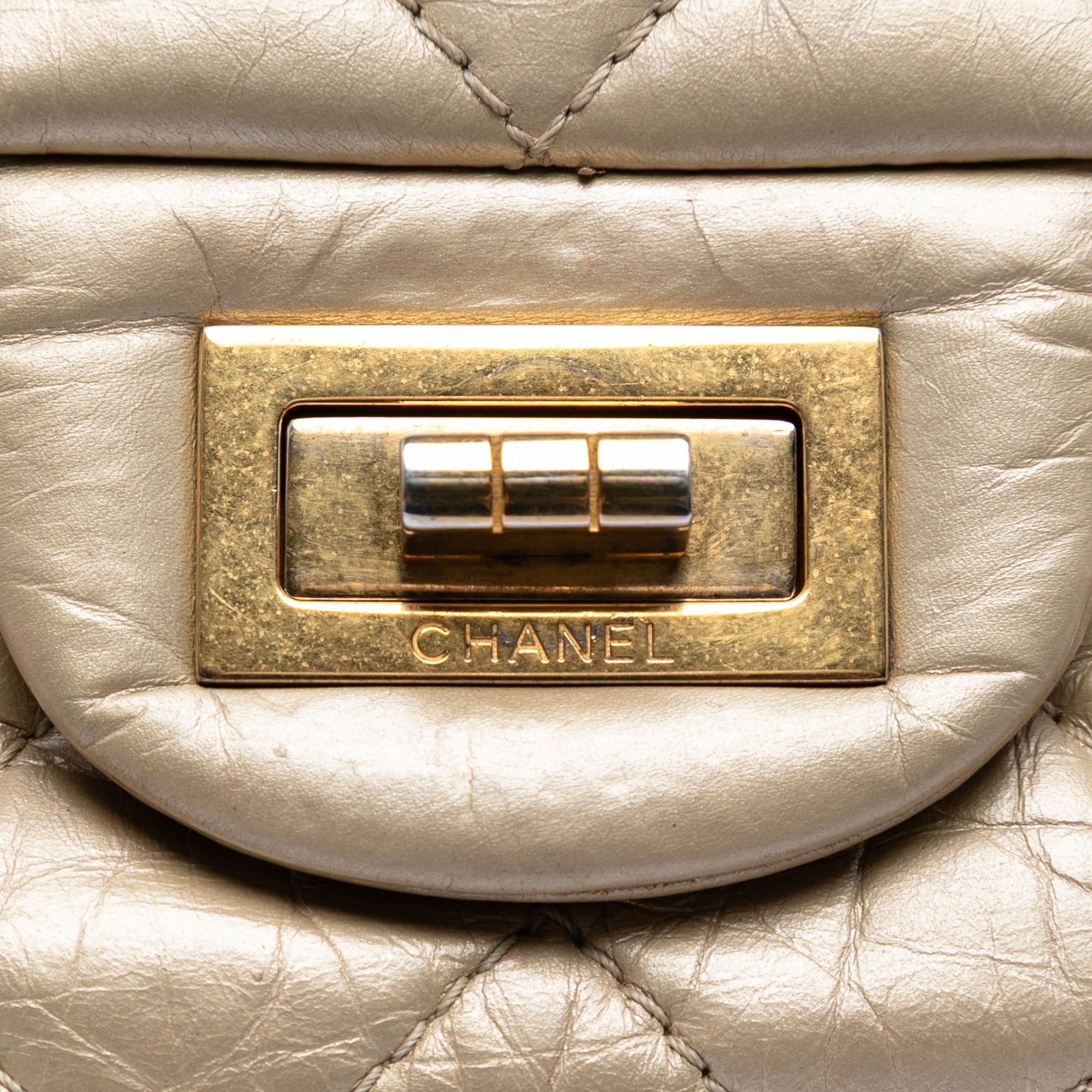 Metallic Aged Calfskin Reissue 2.55 Double Flap 227 - Image 5