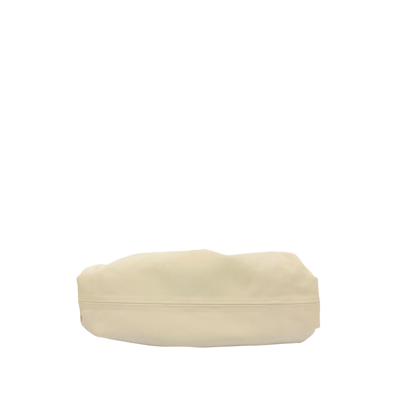 Lambskin The Pouch - Image 3