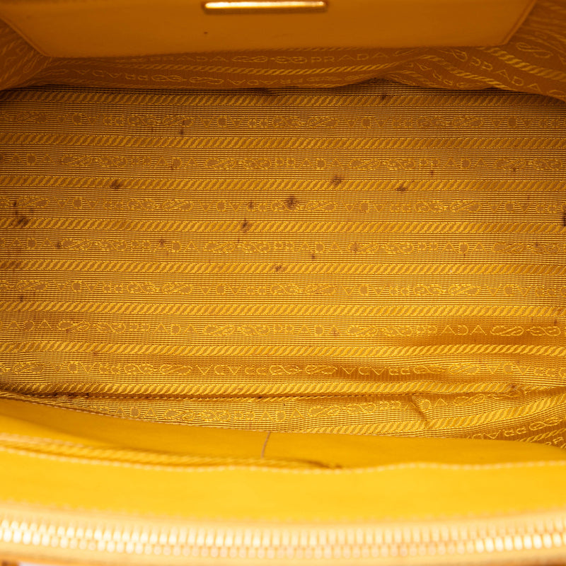 Medium Saffiano Lux Galleria Double Zip Satchel - Image 4