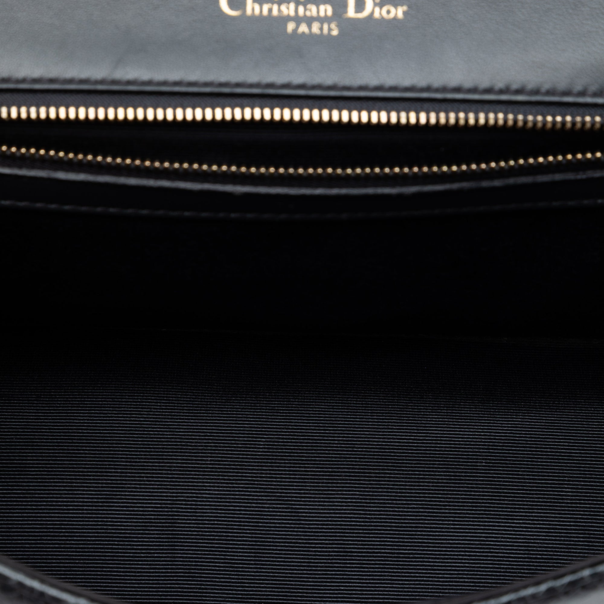 Medium Crackled Deerskin Diorama Flap - Image 4