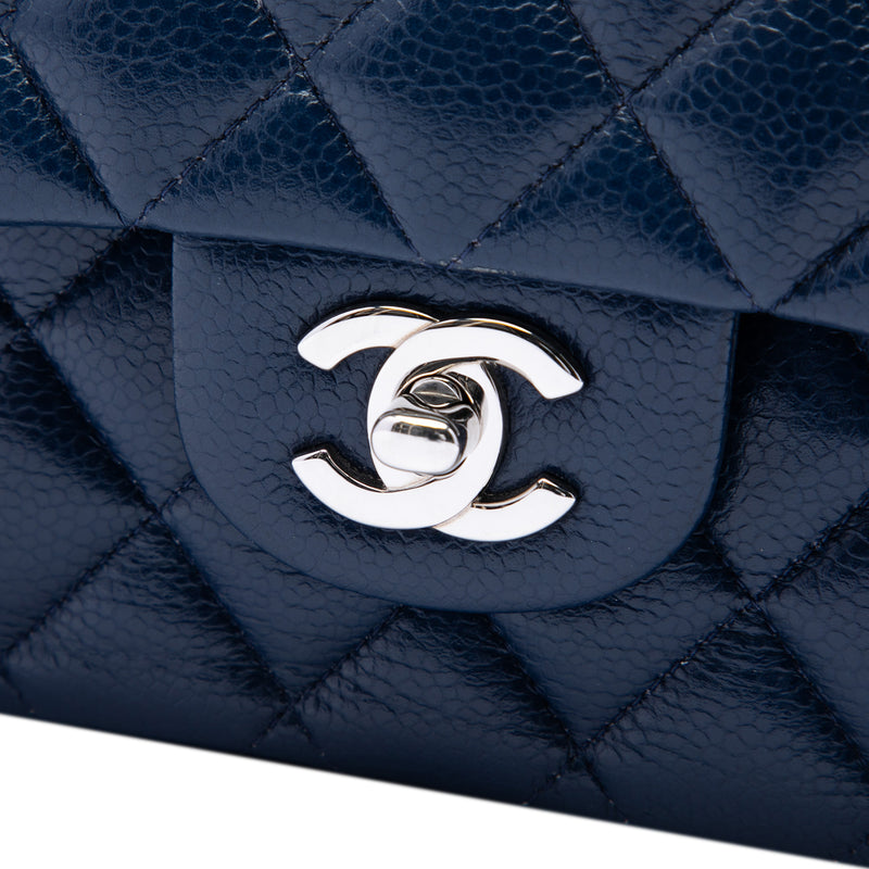 Medium Classic Caviar Double Flap - Image 5