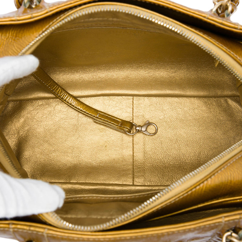 Medium Crinkled Patent Luxe Ligne Tote - Image 4