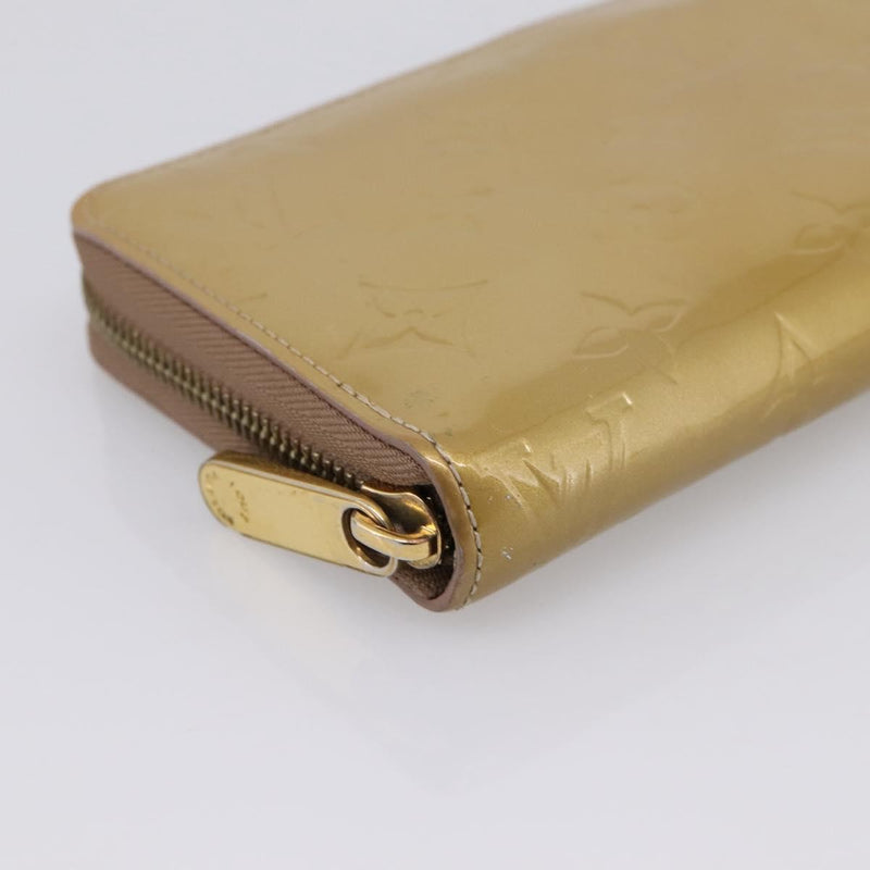 Louis Vuitton Zippy Monogram Vernis Beige Patent_leather Accessory