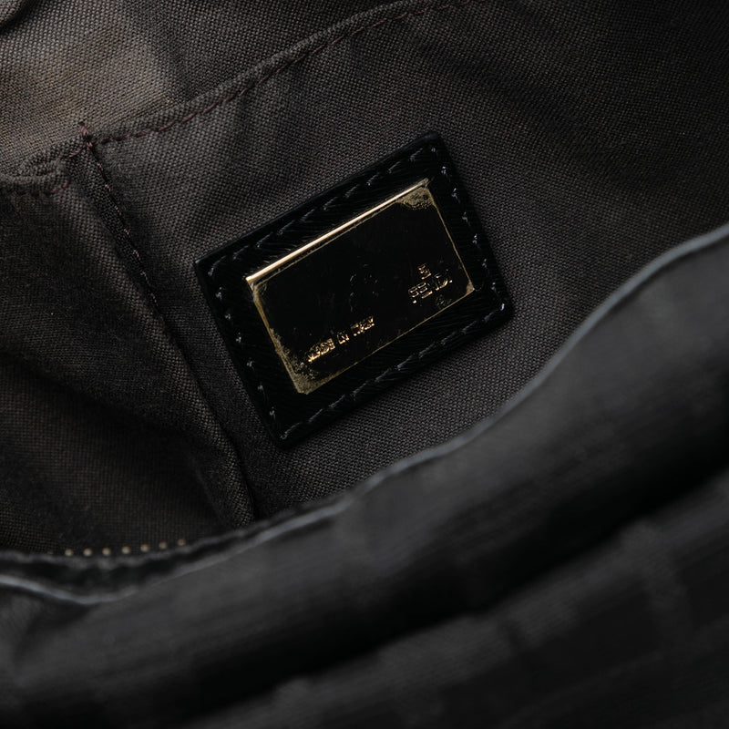 Zucca Canvas Chef Zip Crossbody - Image 5
