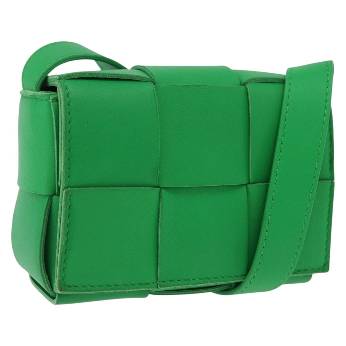 Bottega Veneta Cassette Maxi Intrecciato Leather Green Bag